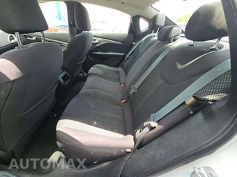 2015 Dodge Dart SE - miniatura 13