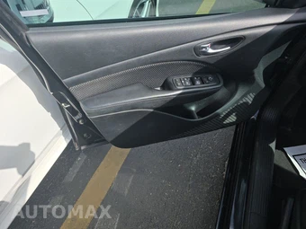2015 Dodge Dart SXT - miniatura 9