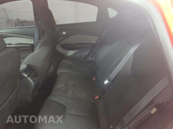 2015 Dodge Dart SXT – miniatura 13