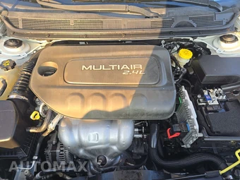 2015 Dodge Dart SXT - miniatura 15