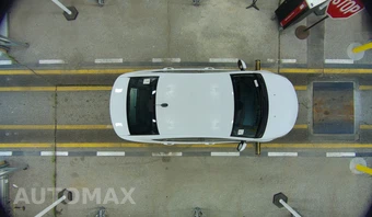 2015 Dodge Dart SXT - miniatura 17