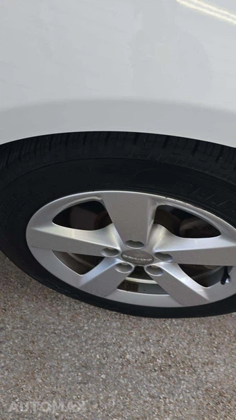 2015 Dodge Dart SXT - miniatura 33