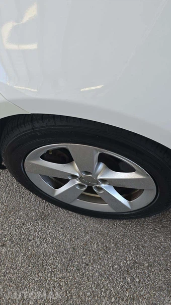 2015 Dodge Dart SXT - miniatura 38