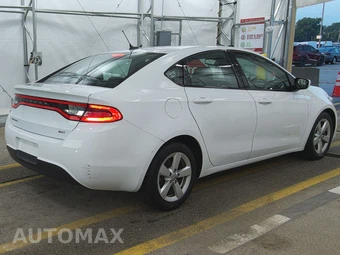 2015 Dodge Dart SXT - miniatura 4