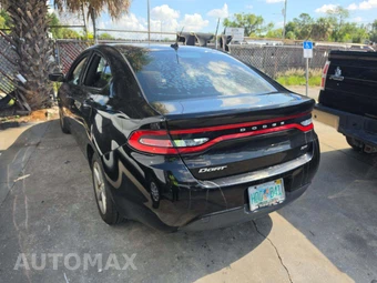 2015 Dodge Dart SXT – miniatura 2