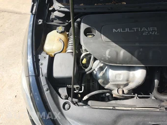 2015 Dodge Dart SXT – miniatura 28