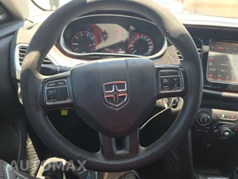 2015 Dodge Dart SXT - miniatura 10
