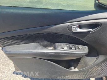 2015 Dodge Dart SXT - miniatura 9