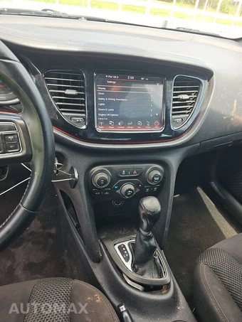 2015 Dodge Dart SXT – miniatura 11
