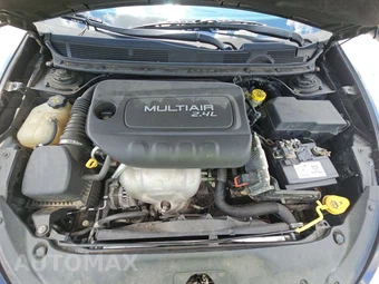 2015 Dodge Dart SXT – miniatura 15