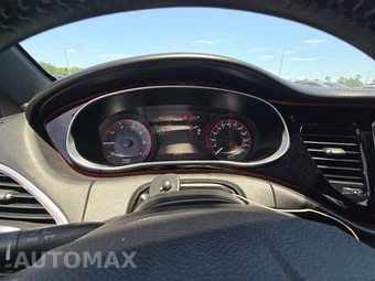 2015 Dodge Dart SXT – miniatura 12