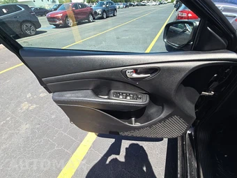 2015 Dodge Dart SXT – miniatura 9