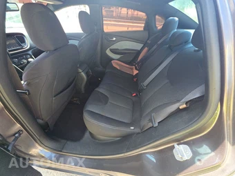 2015 Dodge Dart SXT – miniatura 13