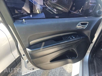 2015 Dodge Durango SXT – miniatura 9