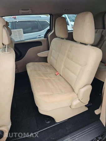 2015 Dodge Grand Caravan AVP 121.2" WB - miniatura 13