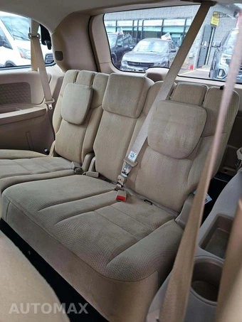 2015 Dodge Grand Caravan AVP 121.2" WB - miniatura 14