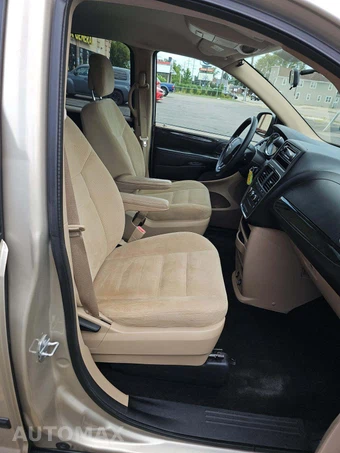 2015 Dodge Grand Caravan AVP 121.2" WB - miniatura 19