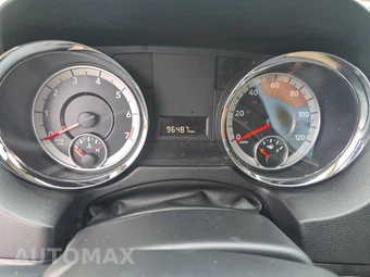 2015 Dodge Grand Caravan AVP 121.2" WB - miniatura 18