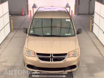 2015 Dodge Grand Caravan AVP 121.2" WB - miniatura 2