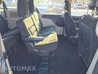 2015 Dodge Grand Caravan AVP 121.2" WB - miniatura 17