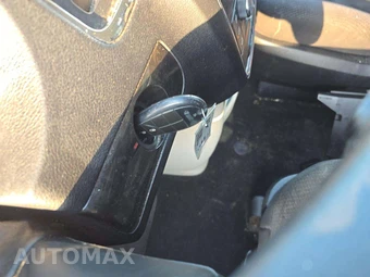 2015 Dodge Grand Caravan AVP 121.2" WB - miniatura 8