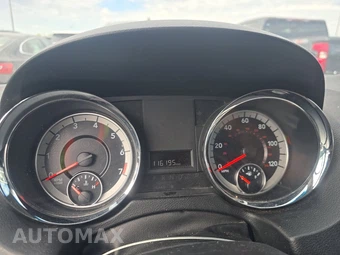 2015 Dodge Grand Caravan AVP 121.2" WB - miniatura 12