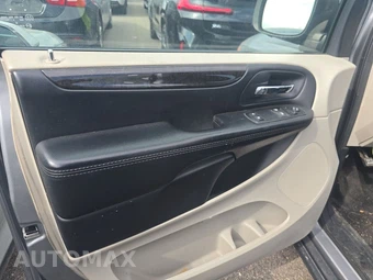2015 Dodge Grand Caravan AVP 121.2" WB - miniatura 9