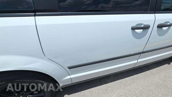 2015 Dodge Grand Caravan AVP 121.2" WB - miniatura 27