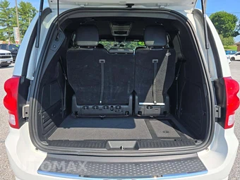 2015 Dodge Grand Caravan R/T 121.2" WB - miniatura 12