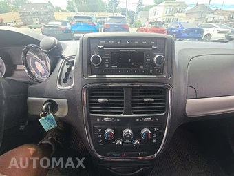 2015 Dodge Grand Caravan SE 121.2" WB - miniatura 10