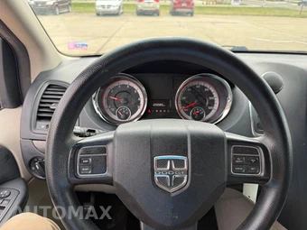 2015 Dodge Grand Caravan SE 121.2" WB - miniatura 14