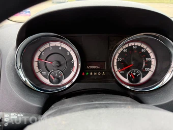 2015 Dodge Grand Caravan SE 121.2" WB - miniatura 15