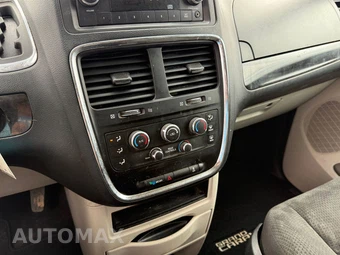 2015 Dodge Grand Caravan SE 121.2" WB - miniatura 18