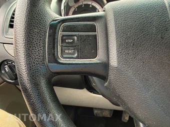 2015 Dodge Grand Caravan SE 121.2" WB - miniatura 22