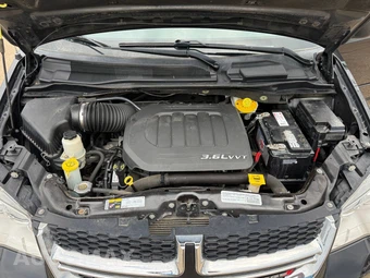 2015 Dodge Grand Caravan SE 121.2" WB - miniatura 31