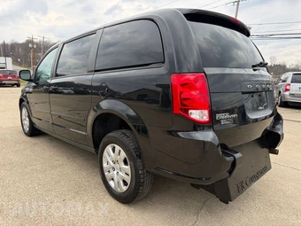 2015 Dodge Grand Caravan SE 121.2" WB - miniatura 4