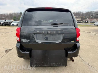 2015 Dodge Grand Caravan SE 121.2" WB - miniatura 9