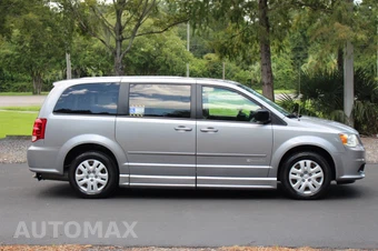 2015 Dodge Grand Caravan SE 121.2" WB - miniatura 10