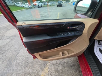 2015 Dodge Grand Caravan SE 121.2" WB - miniatura 9