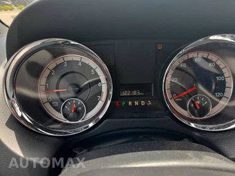 2015 Dodge Grand Caravan SE 121.2" WB - miniatura 14