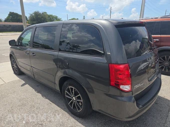 2015 Dodge Grand Caravan SE 121.2" WB - miniatura 5