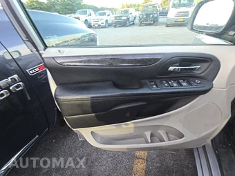 2015 Dodge Grand Caravan SE 121.2" WB – miniatura 9