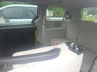 2015 Dodge Grand Caravan SE 121.2" WB - miniatura 16
