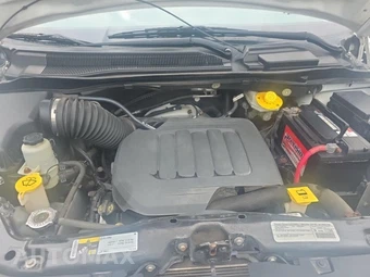 2015 Dodge Grand Caravan SE 121.2" WB - miniatura 18