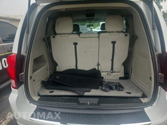 2015 Dodge Grand Caravan SE 121.2" WB - miniatura 19