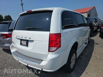2015 Dodge Grand Caravan SE 121.2" WB - miniatura 3
