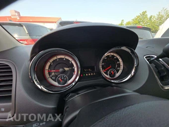2015 Dodge Grand Caravan SE 121.2" WB - miniatura 9