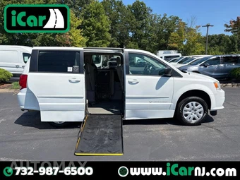 2015 Dodge Grand Caravan SE 121.2" WB