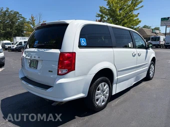 2015 Dodge Grand Caravan SE 121.2" WB - miniatura 13