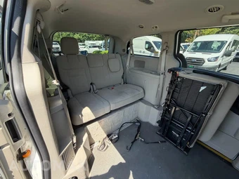 2015 Dodge Grand Caravan SE 121.2" WB - miniatura 26